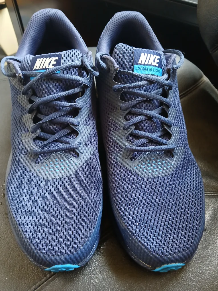 Nike Zoom All Out running shoes thumbnail