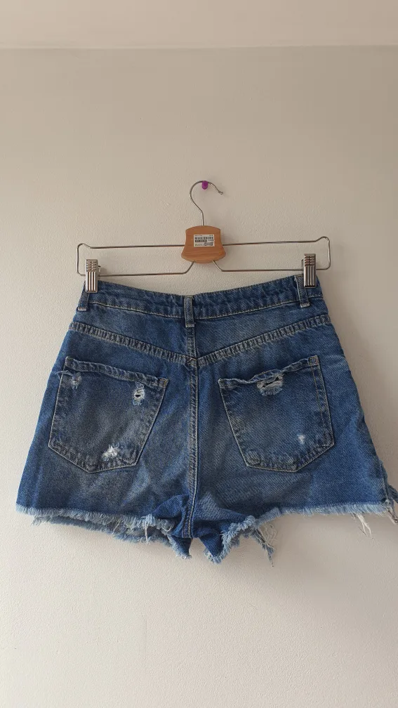 Bershka Distressed Denim Shorts image indicator(4)