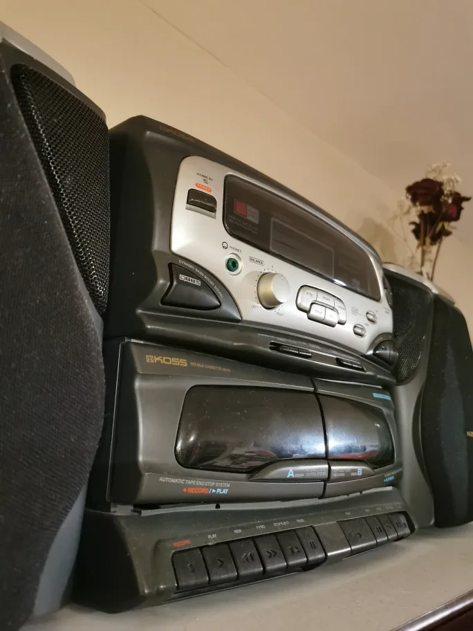 Koss CD + Double Cassette Boombox - READ THE DESCRIPTION image indicator(3)