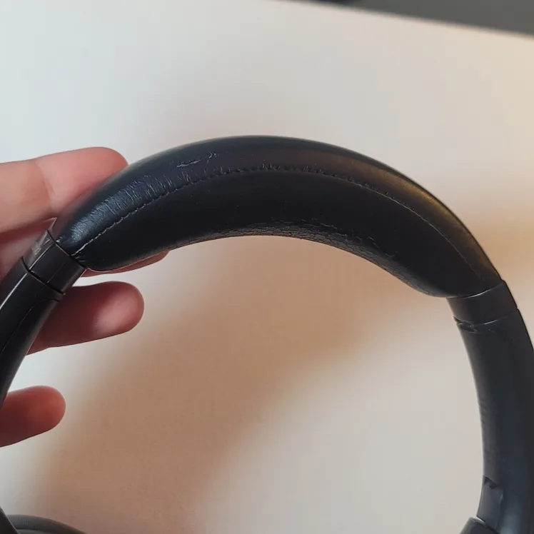 Sony WH-1000XM3 Wireless Headphones - Black image indicator(10)