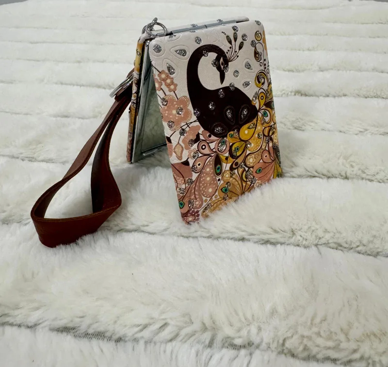 Peacock Design Compact Mirror with Strap image indicator(6)