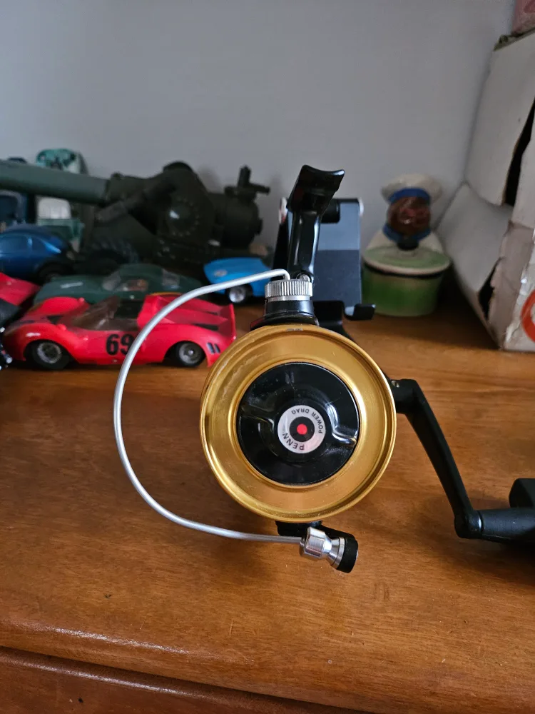 Penn 7500SS Surf Spinning Fishing Reel - High Speed 4.6:1 image indicator(4)