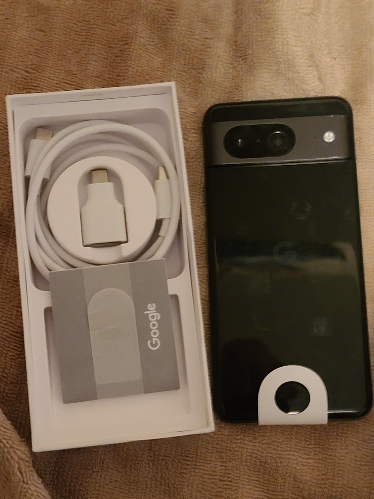 New Google Pixel 8 - Box Included! - photo 3