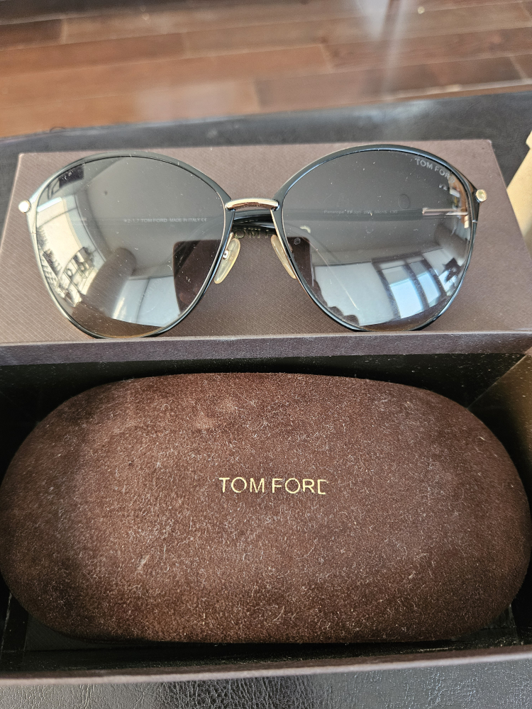 Tom Ford Sunglasses with Case
