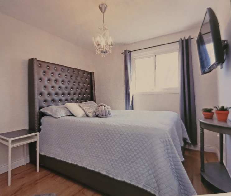 Upholstered Bed Frame with Tufted Headboard