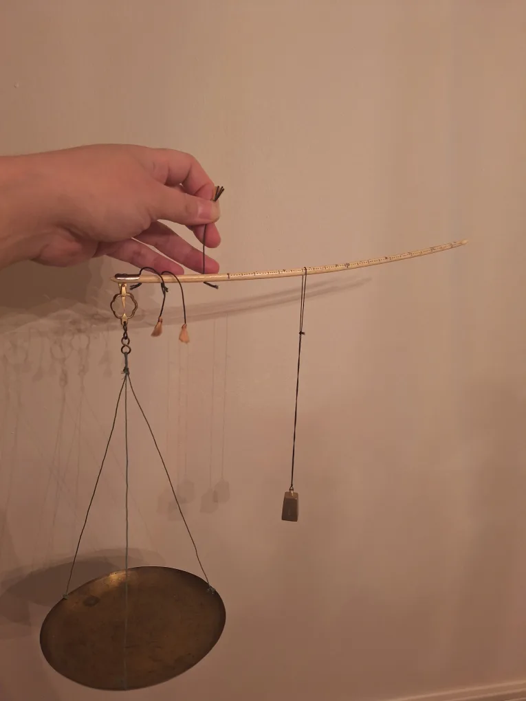Antique Chinese medicine Scale thumbnail