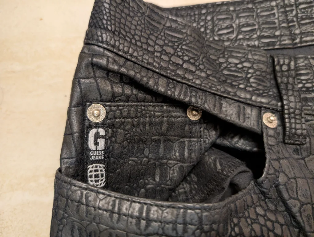 Guess Jeans Black Alligator Print image indicator(6)