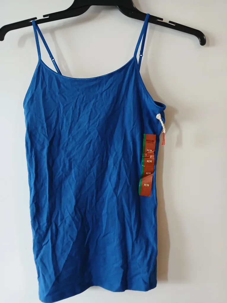 Nike Dri-fit top. Small. Mossimo Blue Tank Top. Medium. image indicator(4)