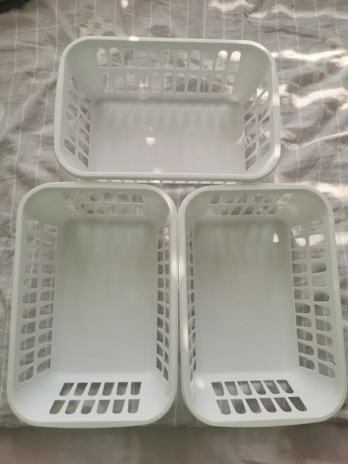White Plastic Storage Baskets - Set of 3 thumbnail