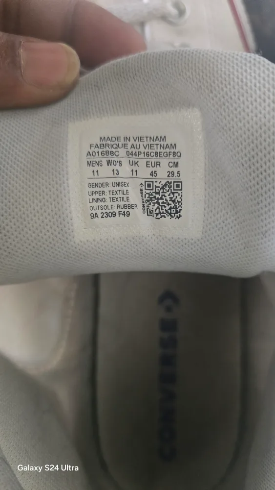 Converse All Star White Sneakers - Size 11 image indicator(3)