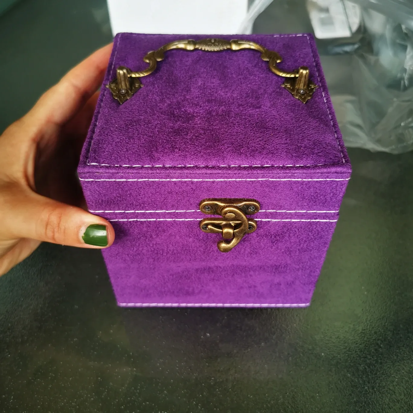 Red or Putple Velvet Jewelry Box image indicator(2)