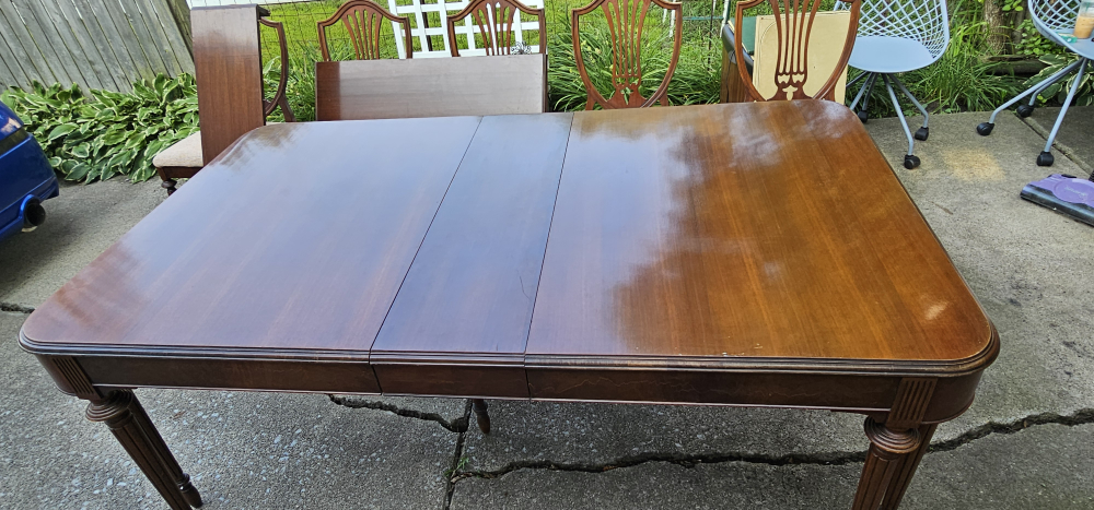 Berkey and gay mahogany antique dining room set. - photo 3