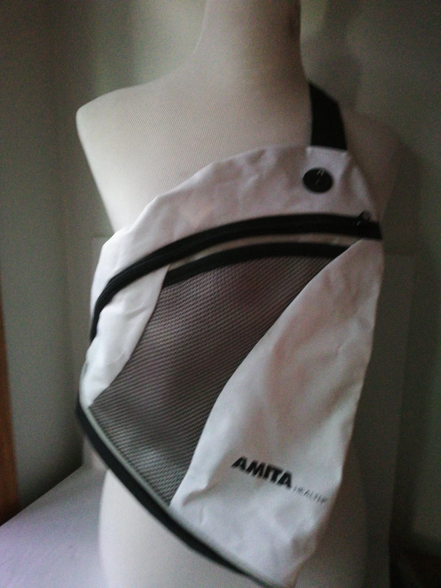 Amita Health Sling Bag - White/Black - photo 2