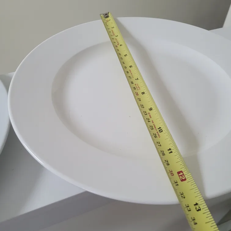 Set of 2 White Plates image indicator(3)