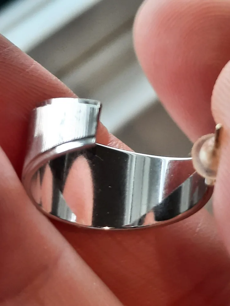 14 k stamped earings (posts are solid) image indicator(10)