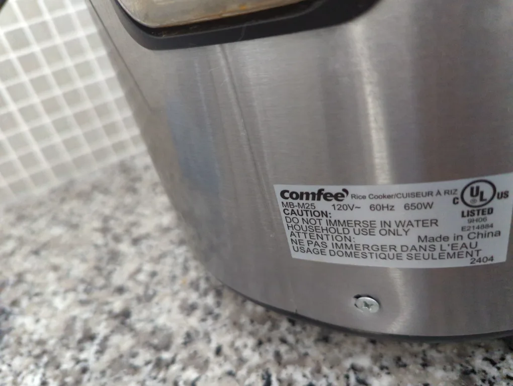 Comfee MB-M25 Rice Cooker - Great Condition! image indicator(2)