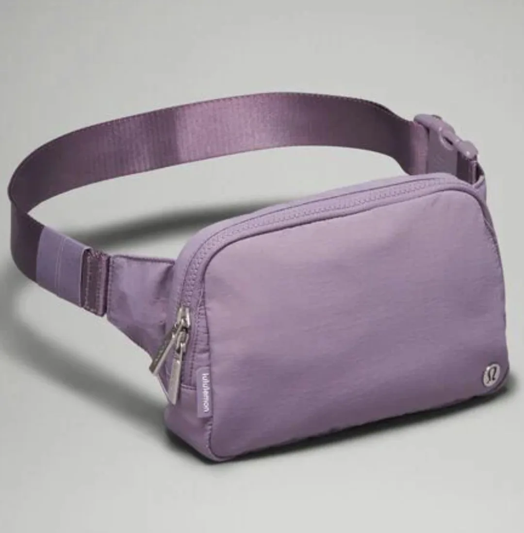 Lululemon Everywhere Belt Bag Lilac thumbnail