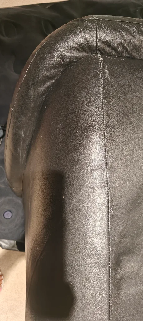 Black Leather Sofa - Used image indicator(6)