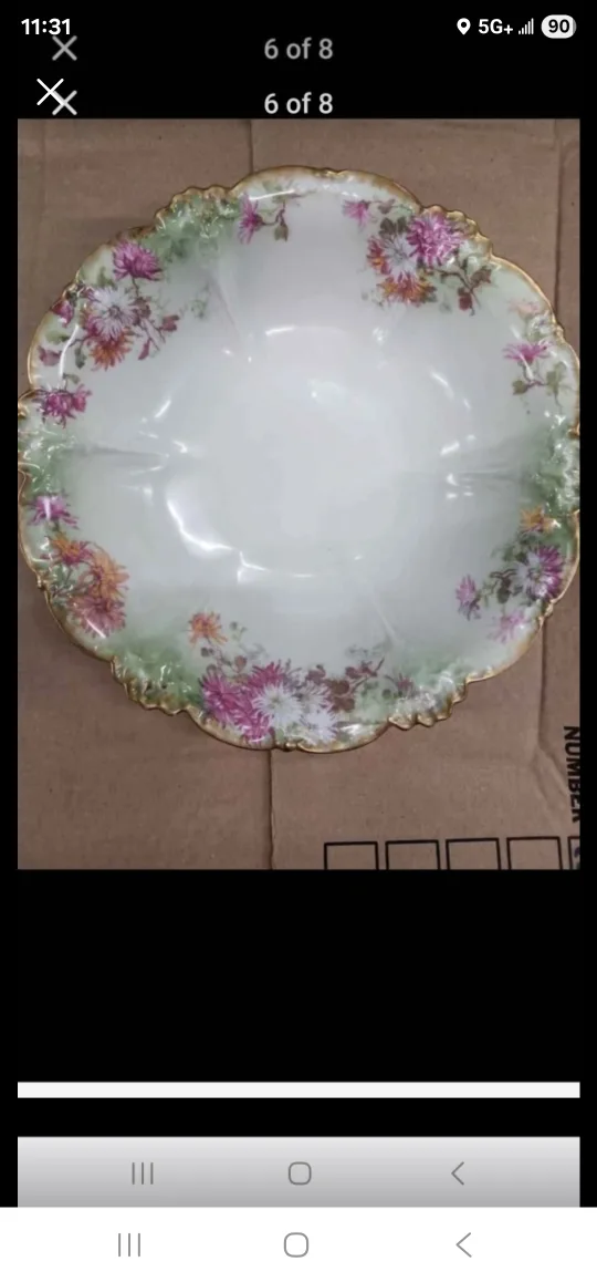 VINTAGE ITEMS thumbnail