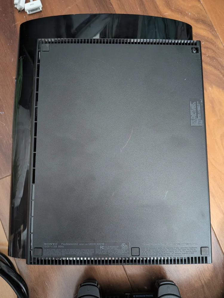 Sony PS3 Super Slim, great condition image indicator(4)