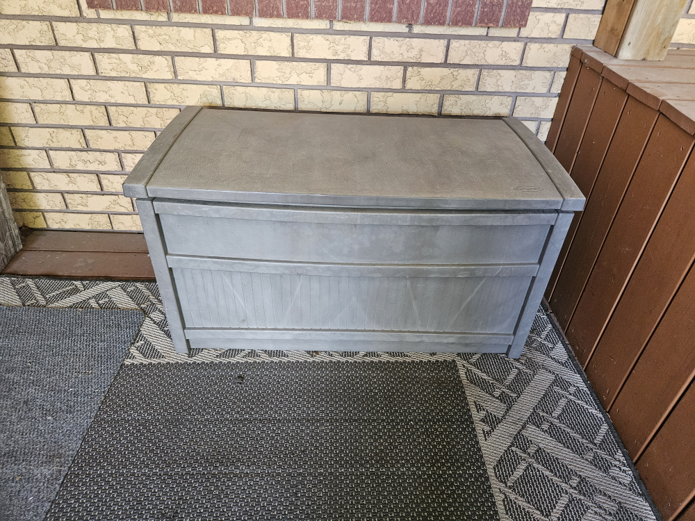 Suncast Deck Box - Outdoor Storage - 50 Gallon