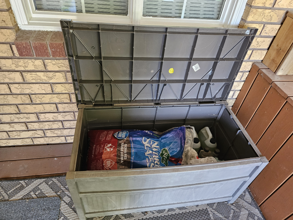 Suncast Deck Box - Outdoor Storage - 50 Gallon - photo 3