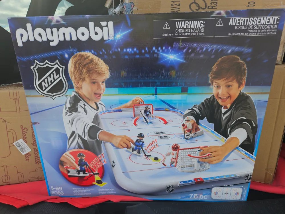 Playmobil NHL Hockey Arena - 76pc Set thumbnail