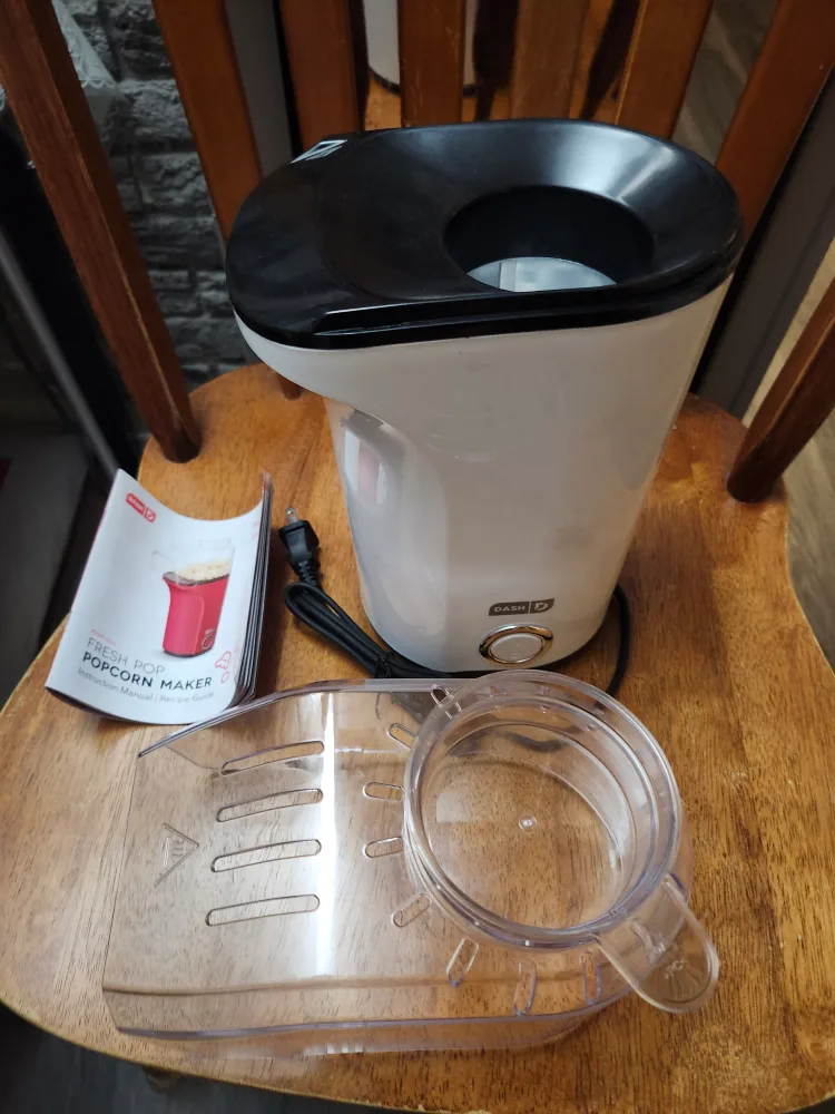 BRAND NEW Dash Fresh Pop Popcorn Maker thumbnail