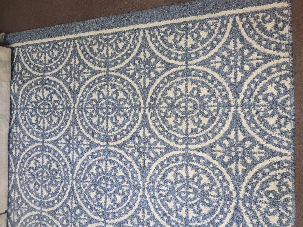 Rug