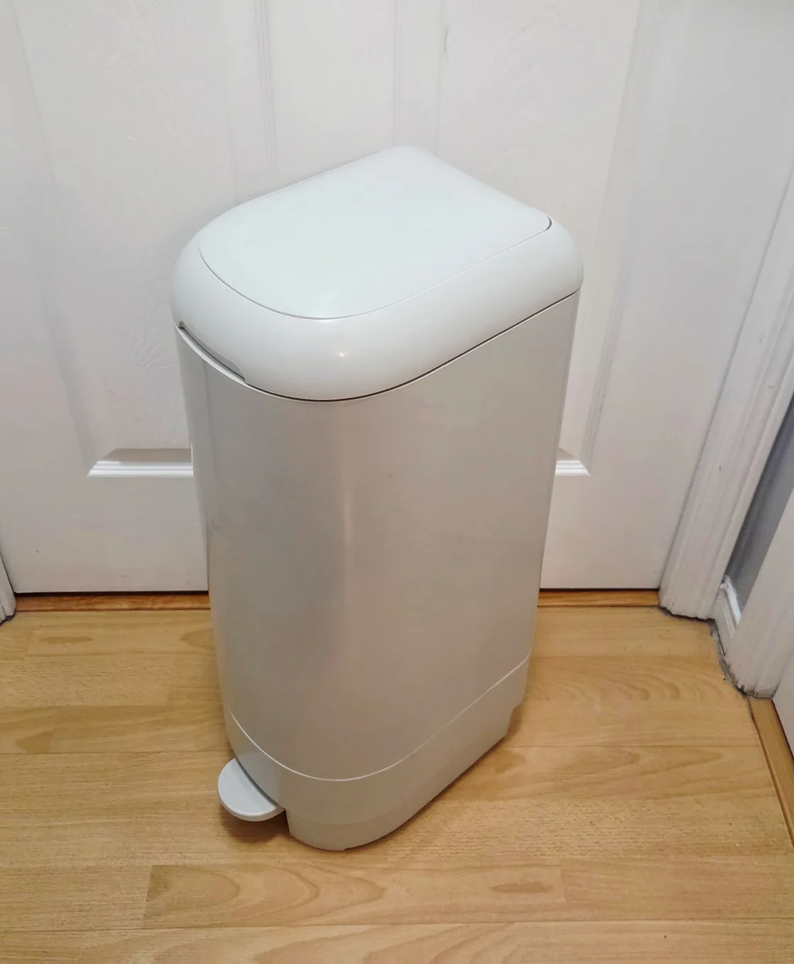 Diaper Genie Signature Pail - Grey image indicator(5)