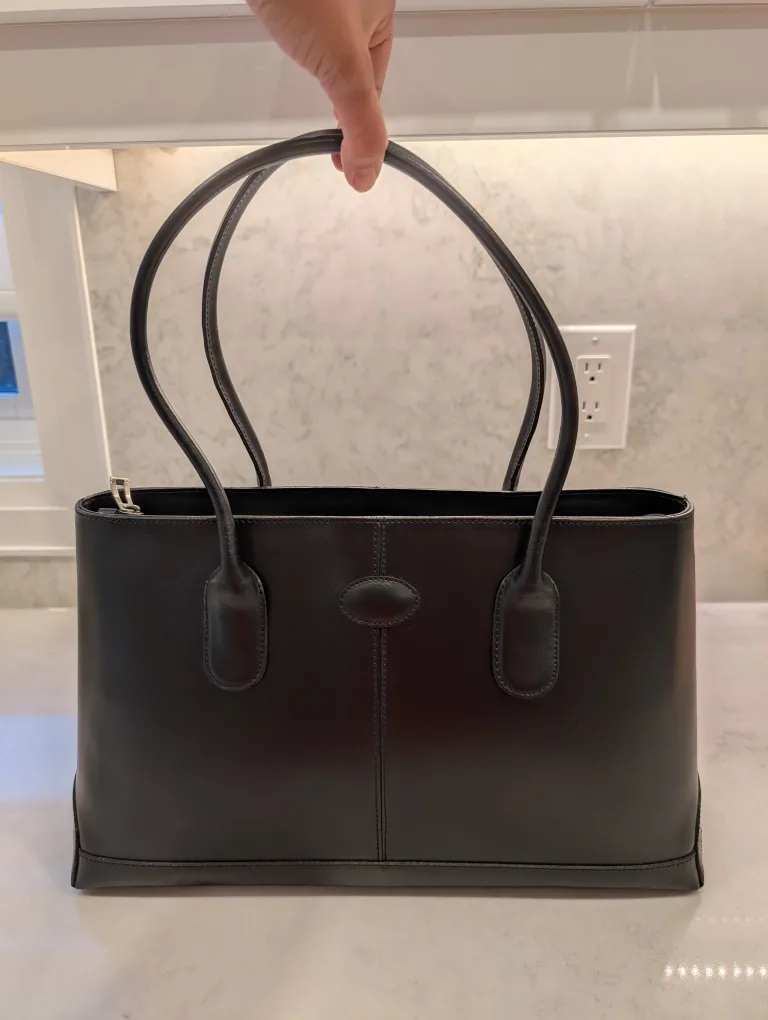 New with Tag Vittorio Black Leather Purse Made in Italy thumbnail