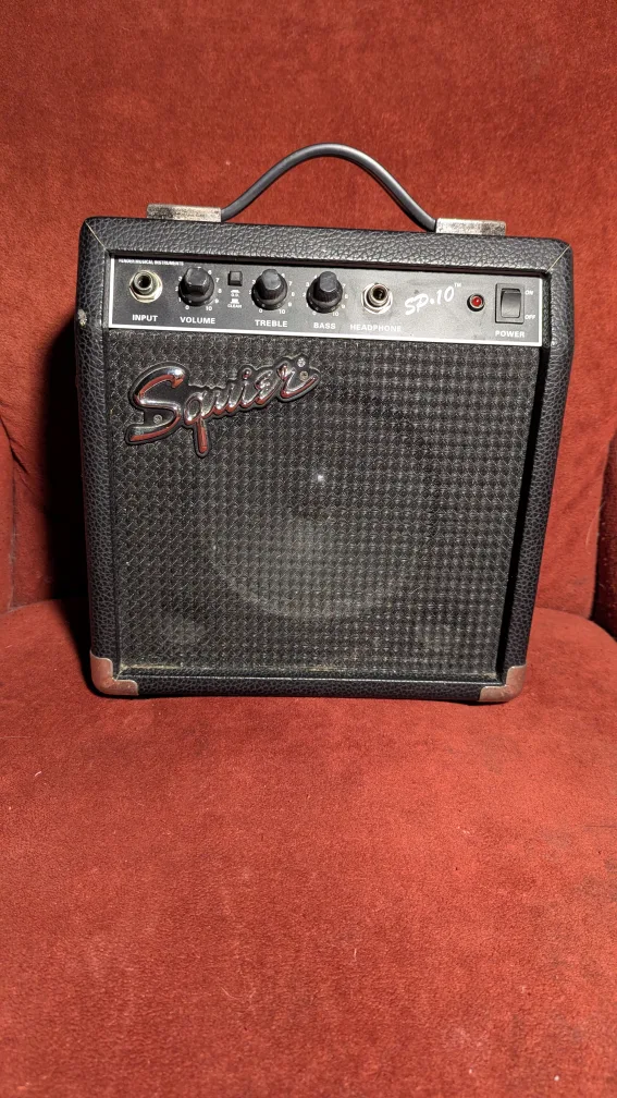 Guitar Amplifier, Squire SP-10 thumbnail