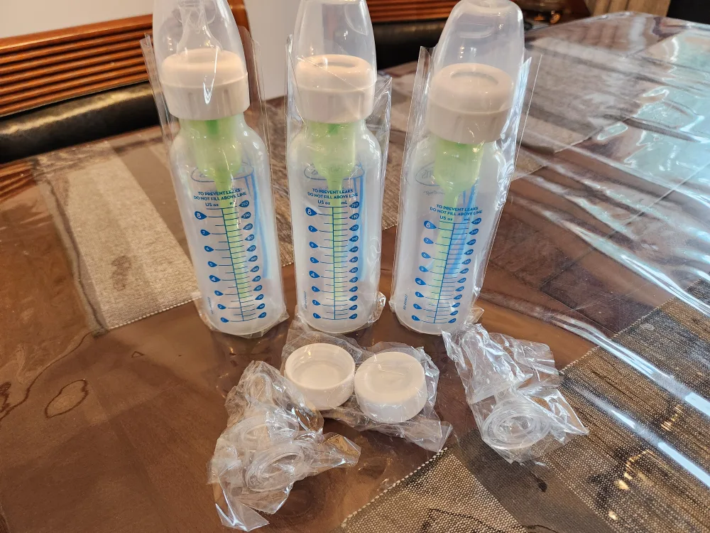 Dr. Brown's Natural Flow Baby Bottles (3) image indicator(2)