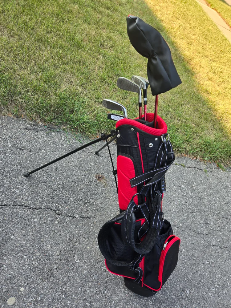 Junior Left handed 13+ Golf Club Set  (Powerbilt TPX) image indicator(2)