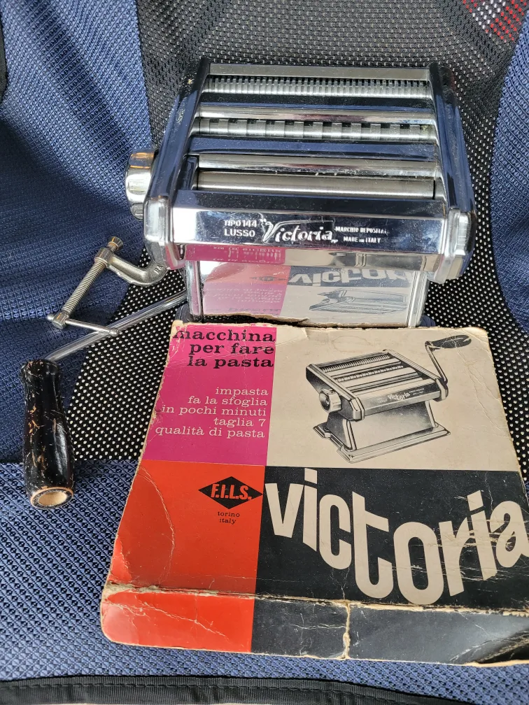 Victoria Lusso 180/144 Pasta Maker - Made in Italy thumbnail