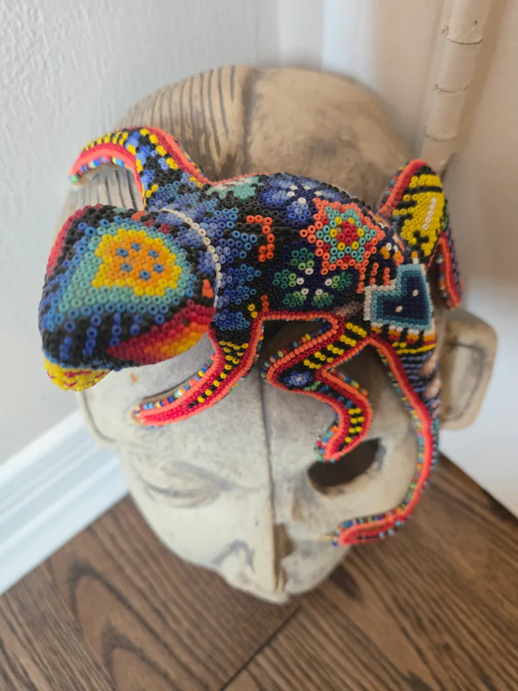 Vintage Handcrafted Mexican Gypsum Mask with Beaded Lizard image indicator(4)