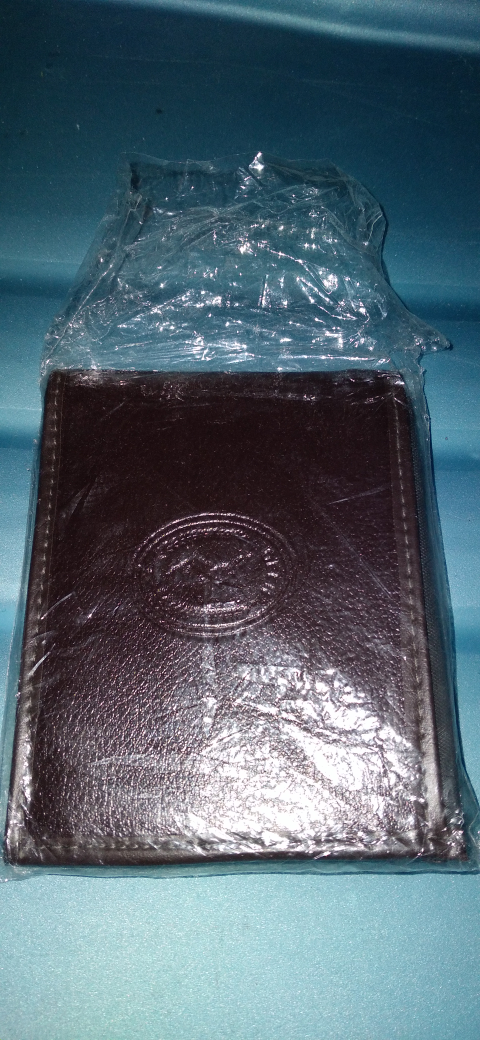 🥕BNNU - PU Wallet + card holder - Brown, Black - $5 for both🥕 - photo 4