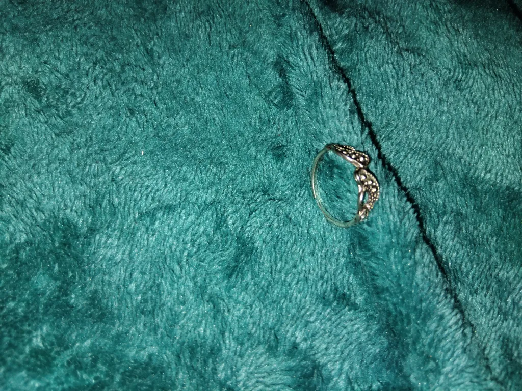 Vintage Sterling Silver Marcasite Ring thumbnail