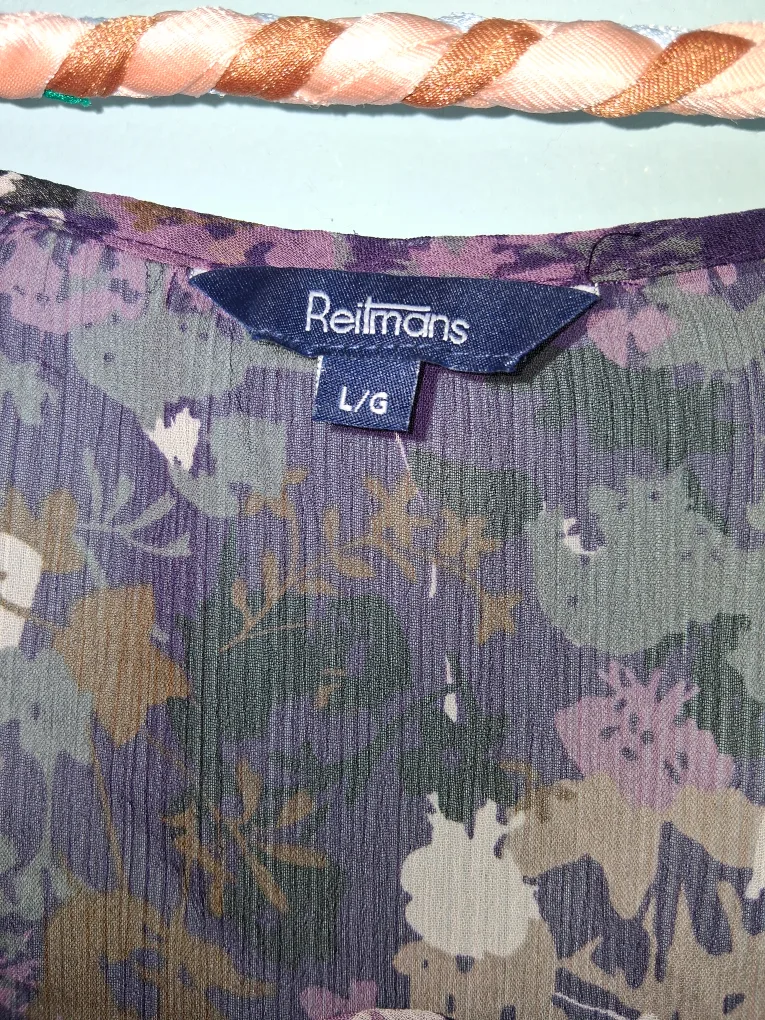 Reitmans Floral Blouse - Size L/G image indicator(2)