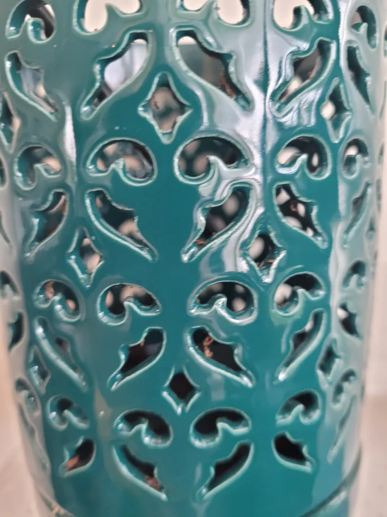 Green Ceramic Planter with Hollow Out Design image indicator(4)