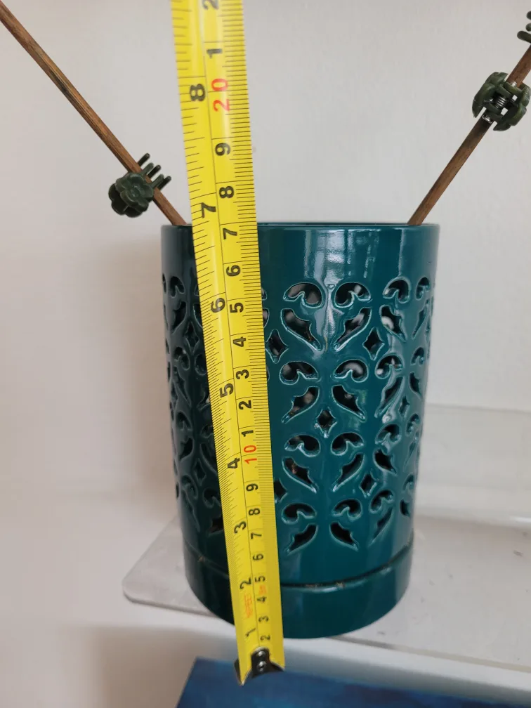 Green Ceramic Planter with Hollow Out Design image indicator(5)