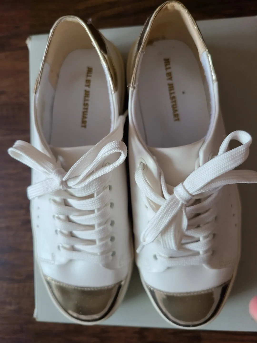 Jill by Jill Stuart White & Gold Sneakers image indicator(3)