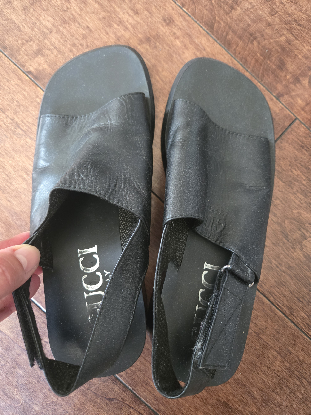 Gucci Black Leather Strap Sandals - Size 6