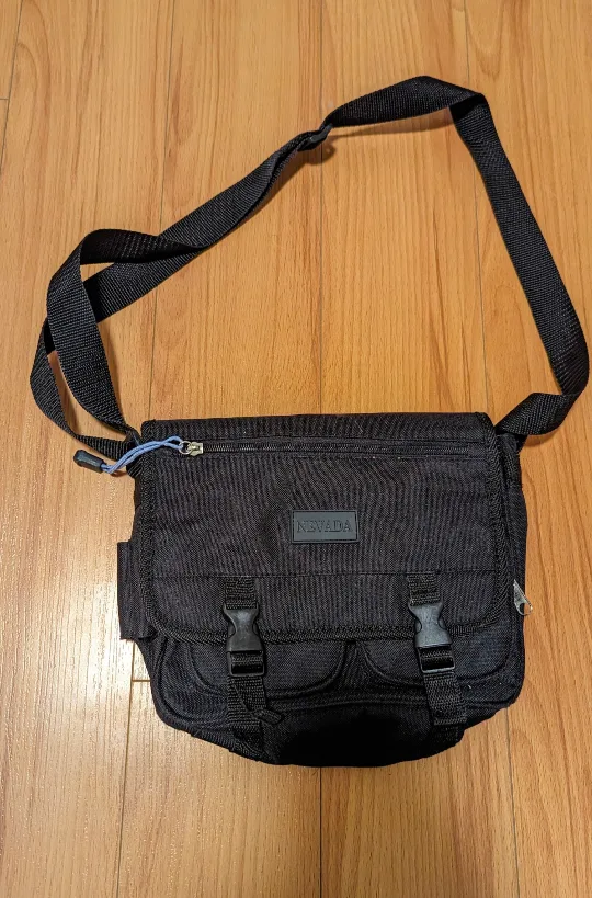 Nevada Black Messenger Bag thumbnail