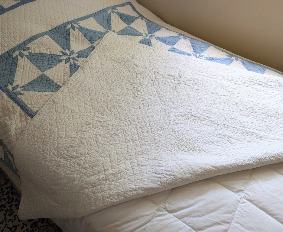 Vintage Hand Stitched Quilt - Hunter's Star image indicator(6)