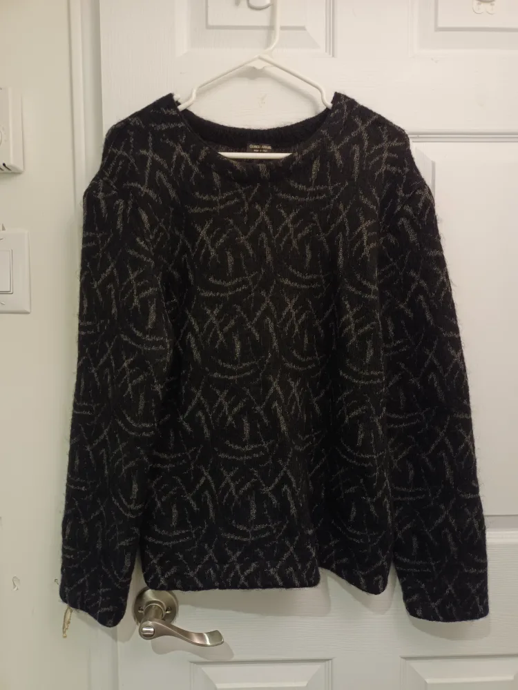 🧡 Assorted Women's Clothing Bundle (Size M) image indicator(2)