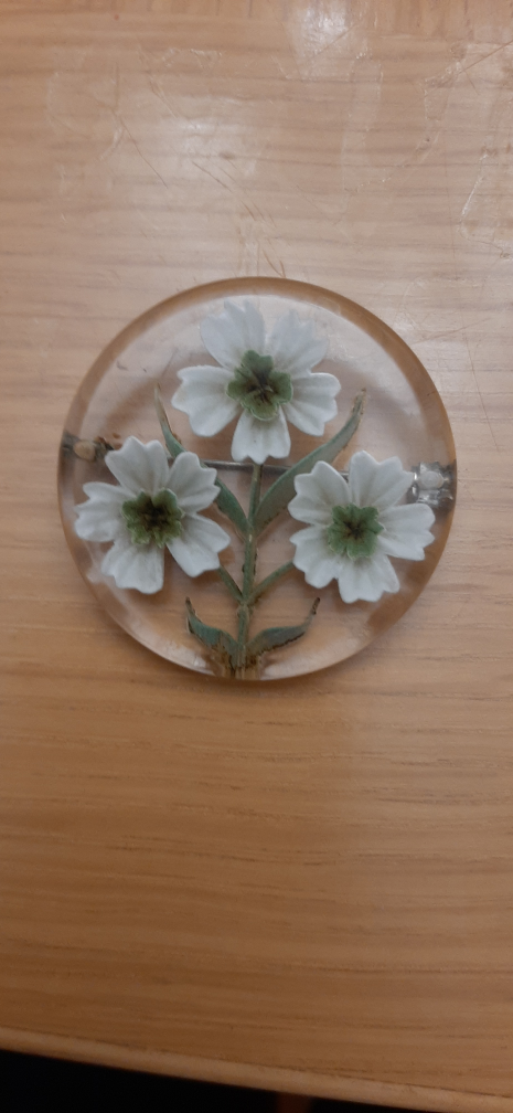 Vintage Reversed Carved Flower Pin Brooch