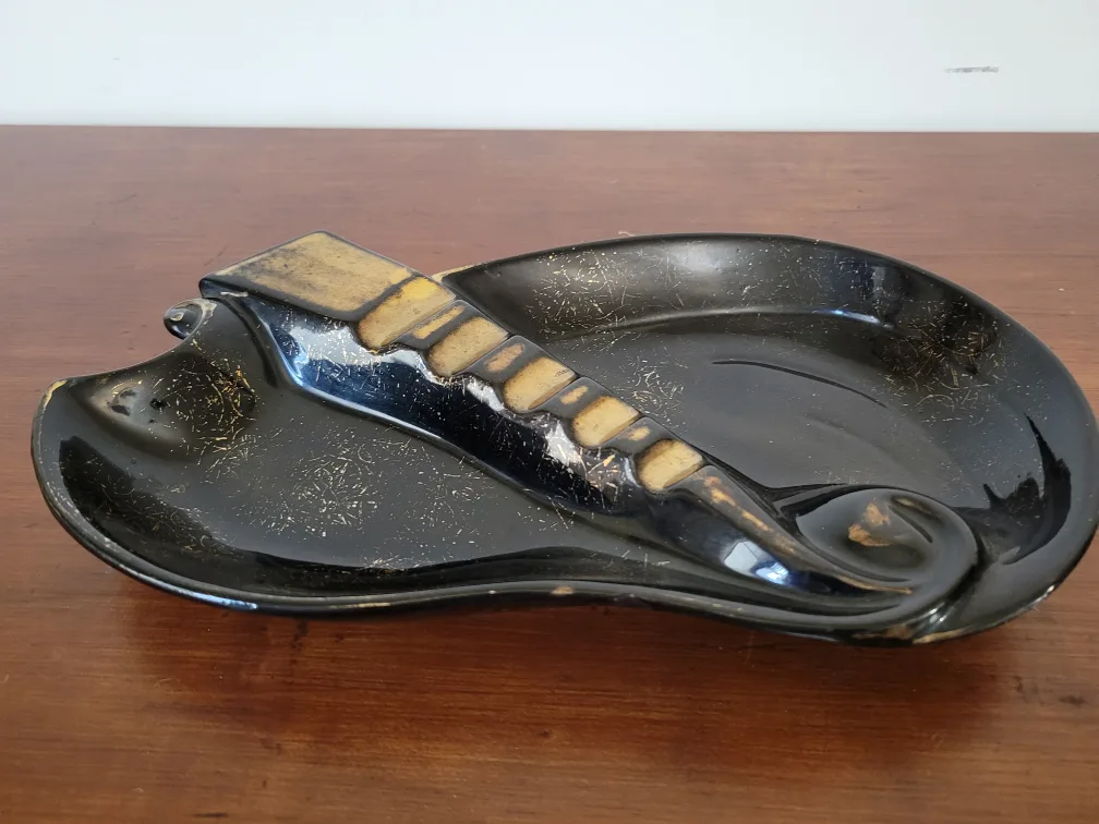 Vintage Japan Ashtray Black & Gold image indicator(3)