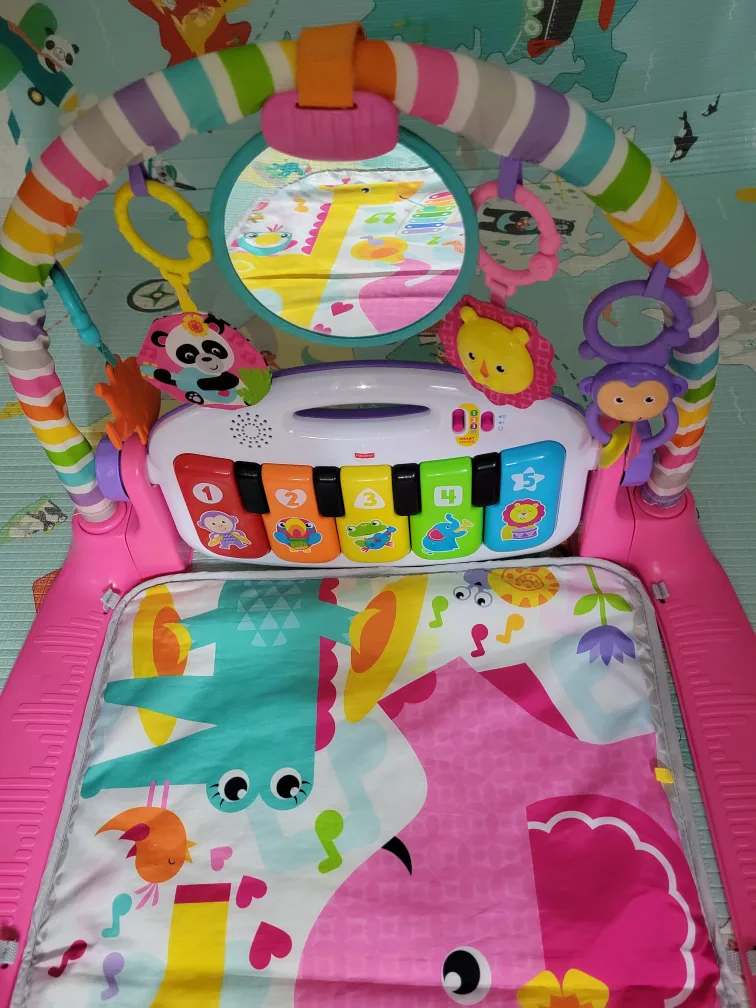 Fisher-Price Deluxe Kick & Play Piano Gym image indicator(3)