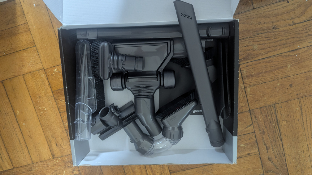 Dyson Ball Vacuum and total clean kit - photo 4